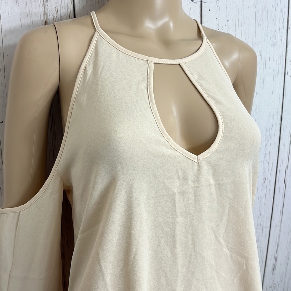 NWT Tobi Cold Shoulder Tan Cream 3/4 Sleeves Blouse Size Large